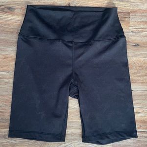 90 Degree by Reflex Black Camo Biker Shorts